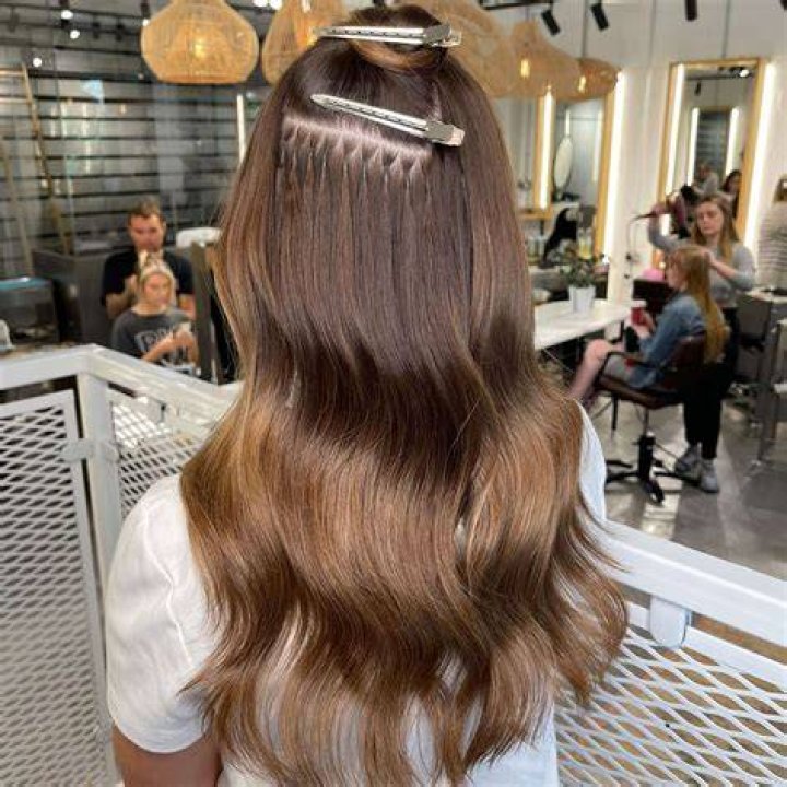 Can a 10 year old get hair extensions?