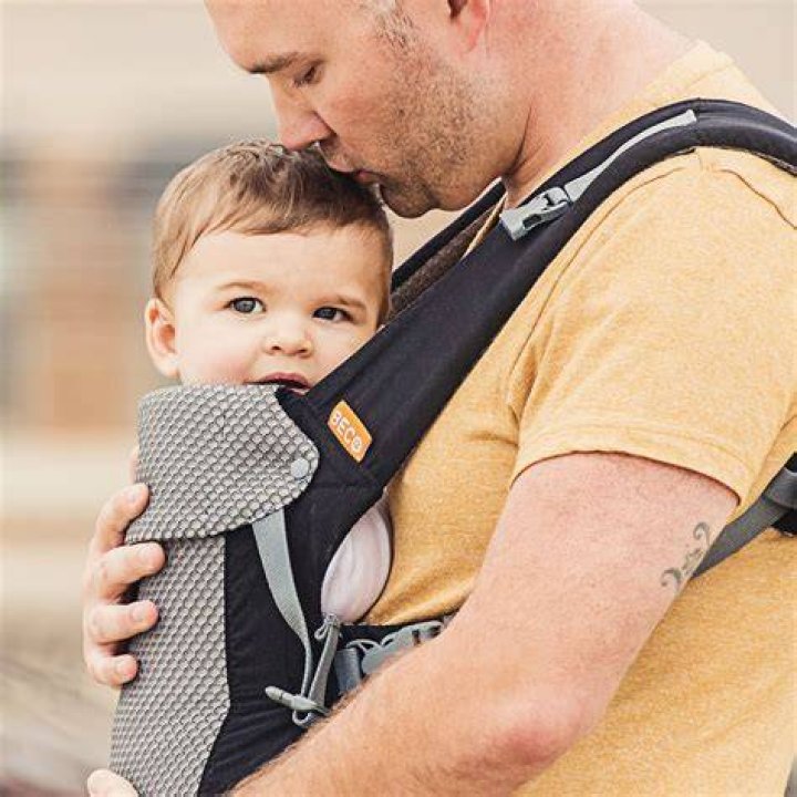 Can you use Beco Gemini for newborn?