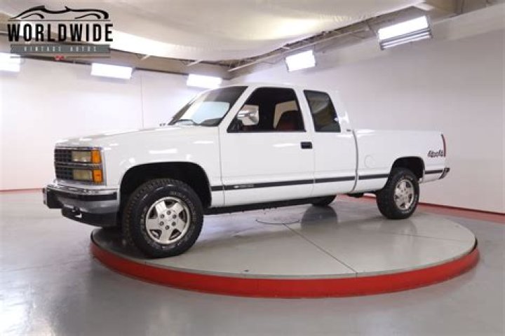 How much is a 1993 Chevy pickup worth?