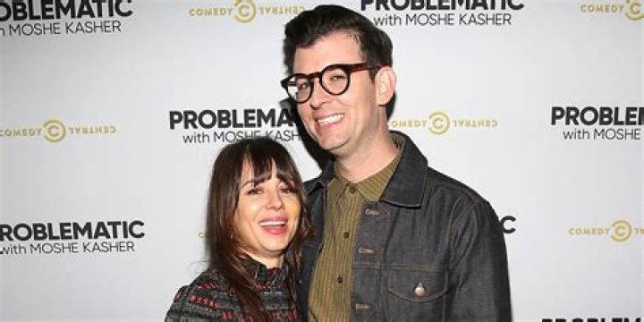 Is Moshe Kasher married?