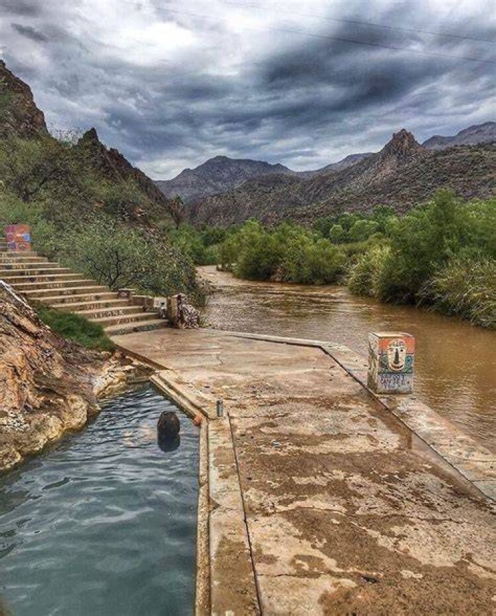 Is Verde Hot Springs closed?