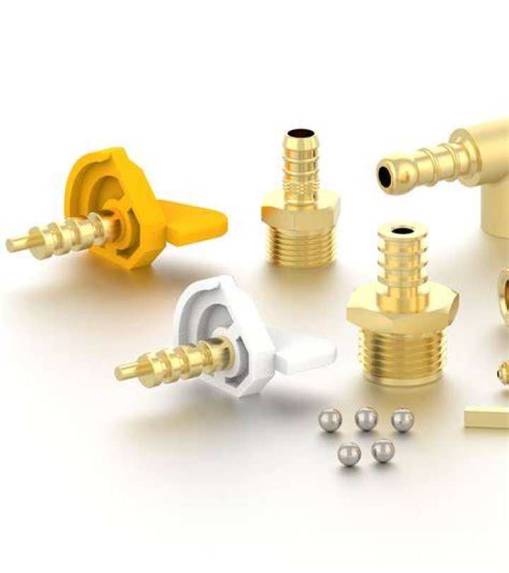 What are the types of gas fittings?