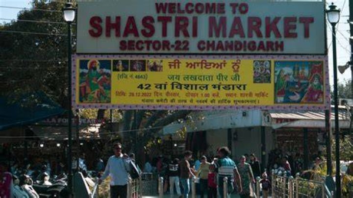 What can we buy in Shastri Market Chandigarh?