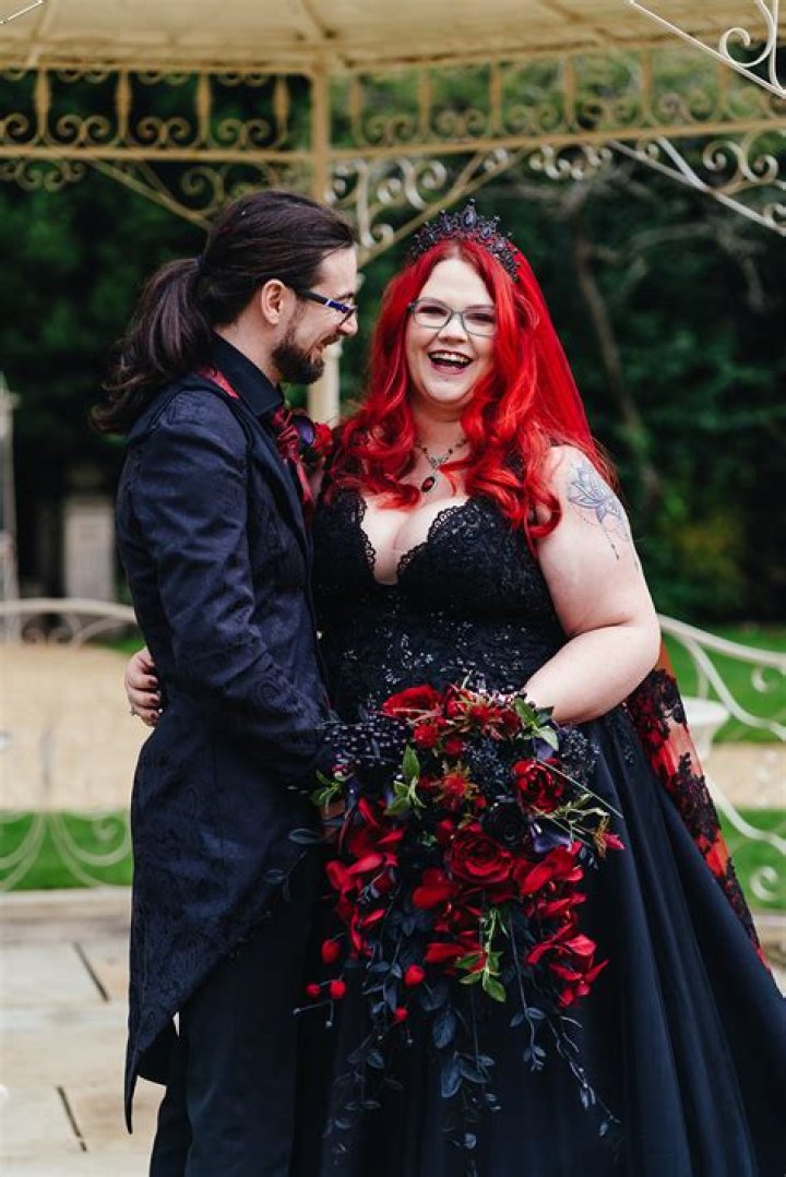 What do you wear to a Halloween wedding?