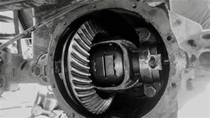 What does a 4×4 Posi Lock do?