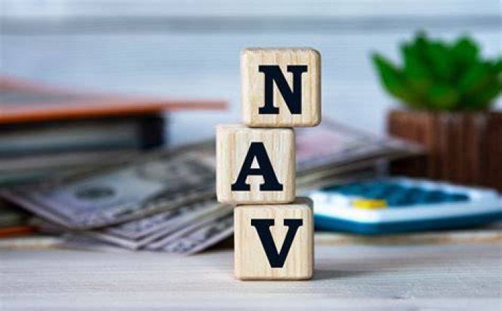 What does NAV mean in investing?