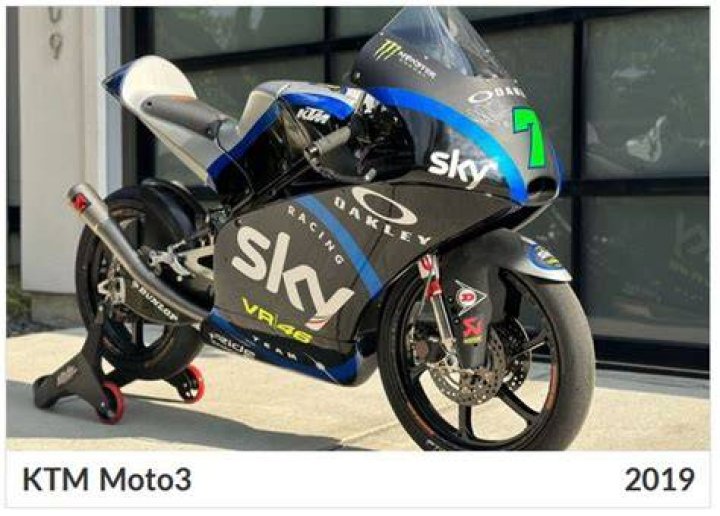 What engines are in Moto3 bikes?