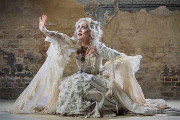 What happened to Miss Havisham in Dickensian?