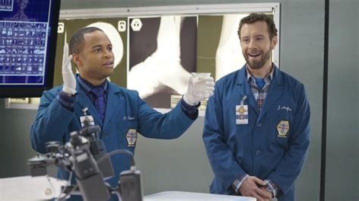 What happened to TJ Thyne in bones?