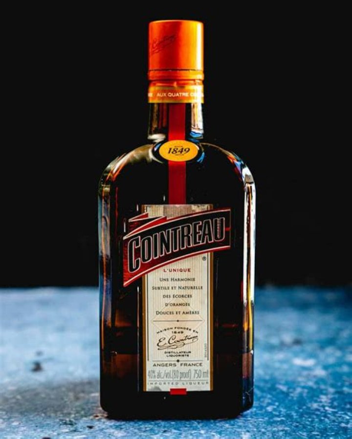 What is a good mixer for Cointreau?