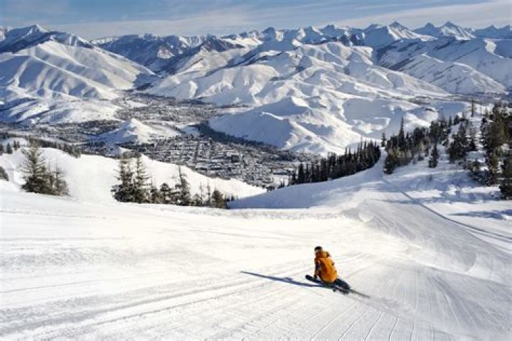 What is a good ski for an intermediate skier?
