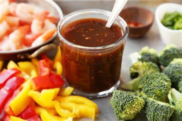 What sauce is used in hibachi?
