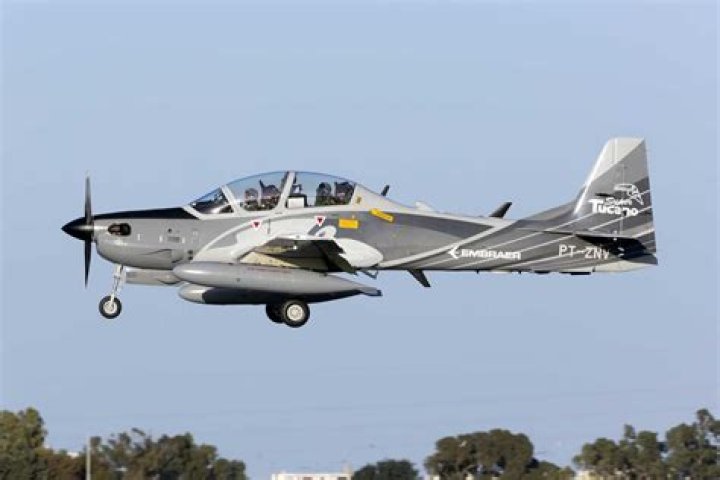 What type of plane is the EMB 314 Super Tucano?